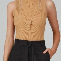 Wholesale ๐ Acler Collins Top in Nougat - ๐ฉ women ๐